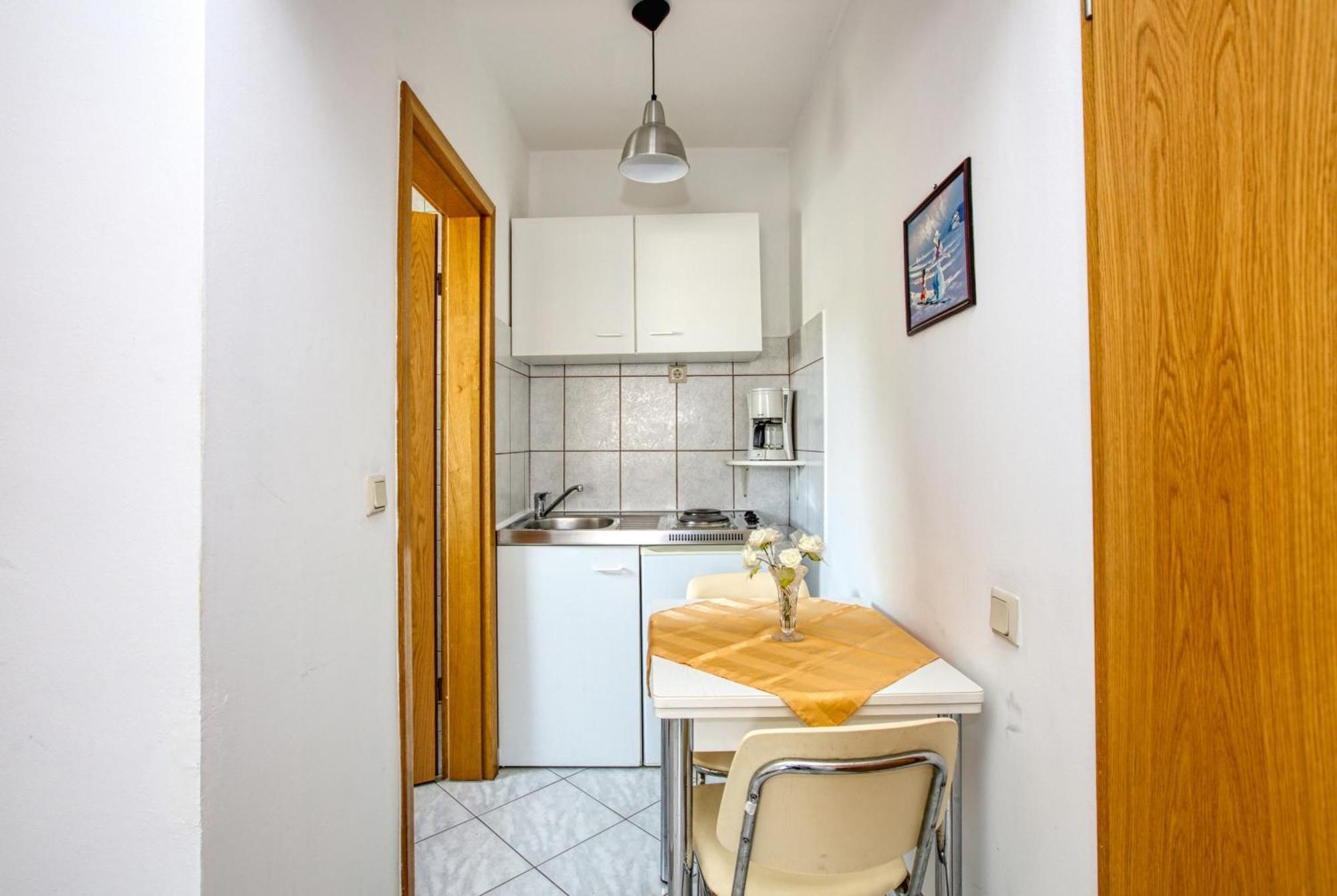 Apartments With A Parking Space Vodice - 6178 Zimmer foto
